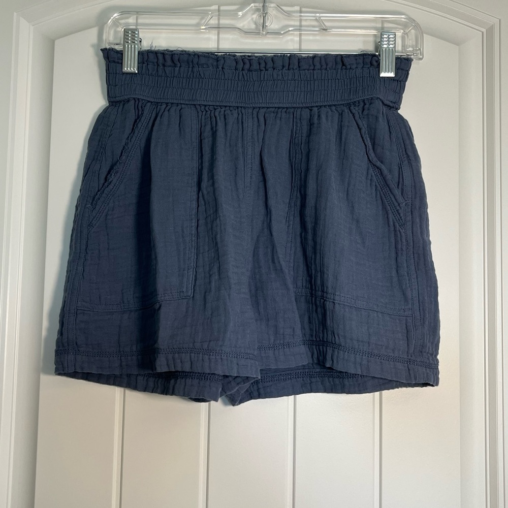 SO Women's High Waist Navy Shorts